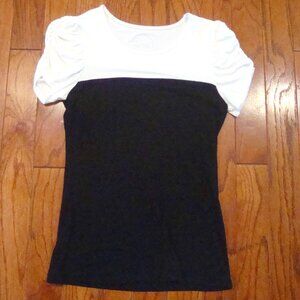 Macy's International Concepts inc. Ladies M Scallop Sleeve Fashion T Shirt